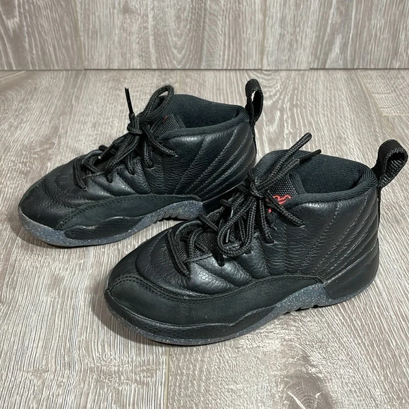 jordan 12 retro utility grind